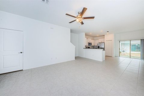 Adosado en alquiler en New Port Richey, Florida, 2 dormitorios, 140.56 m2 № 2284413 - foto 10