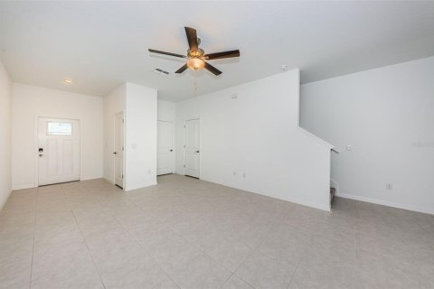Adosado en alquiler en New Port Richey, Florida, 2 dormitorios, 140.56 m2 № 2284413 - foto 7