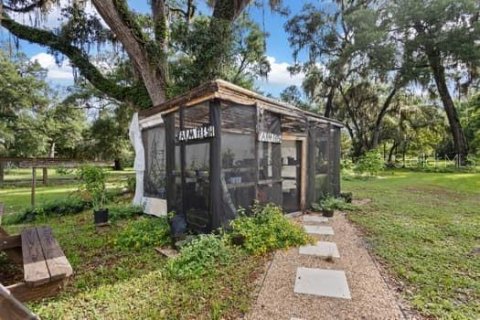 House in Chiefland, Florida 3 bedrooms, 175.68 sq.m. № 2218537 - photo 27