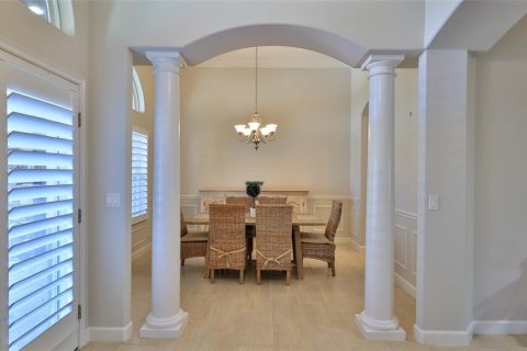 House in New Smyrna Beach, Florida 5 bedrooms, 313.27 sq.m. № 1602660 - photo 9