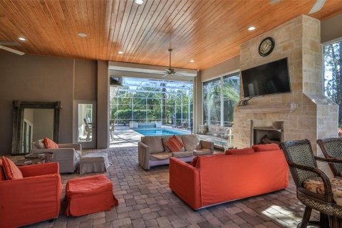 House in New Smyrna Beach, Florida 5 bedrooms, 313.27 sq.m. № 1602660 - photo 10