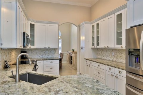 House in New Smyrna Beach, Florida 5 bedrooms, 313.27 sq.m. № 1602660 - photo 14