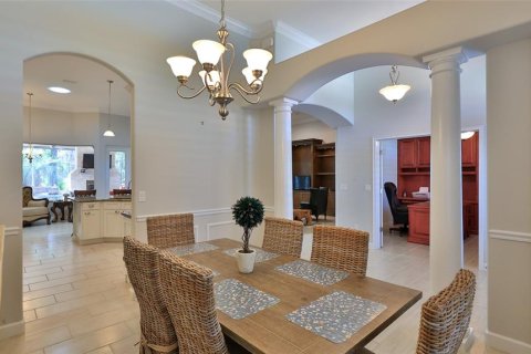 House in New Smyrna Beach, Florida 5 bedrooms, 313.27 sq.m. № 1602660 - photo 11