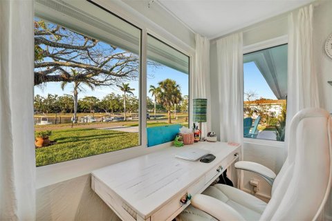 House in Bradenton, Florida 2 bedrooms, 171.59 sq.m. № 1762167 - photo 12