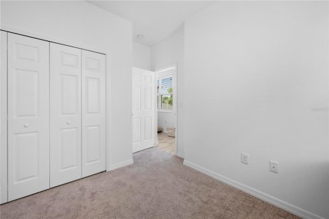 House in Spring Hill, Florida 5 bedrooms, 305.83 sq.m. № 1618821 - photo 30