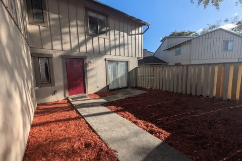 Condo in Lauderhill, Florida, 2 bedrooms  № 2087066