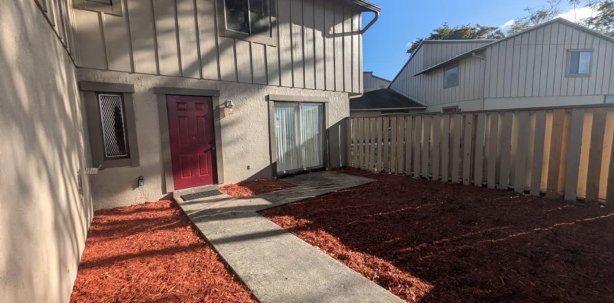 Condo in Lauderhill, Florida, 2 bedrooms  № 2087066