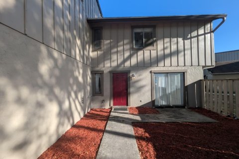 Condo in Lauderhill, Florida, 2 bedrooms  № 2087066 - photo 2