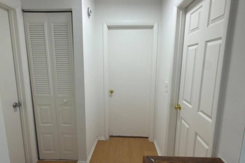 Condo in Lauderhill, Florida, 2 bedrooms  № 2087066 - photo 22
