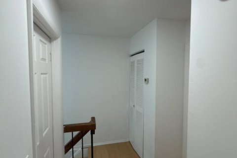 Condo in Lauderhill, Florida, 2 bedrooms  № 2087066 - photo 26