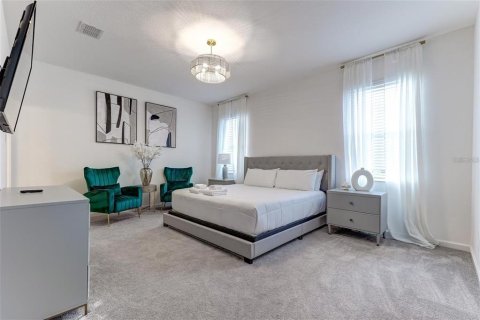 House in Kissimmee, Florida 9 bedrooms, 396.41 sq.m. № 1795608 - photo 8