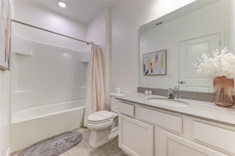 House in Kissimmee, Florida 9 bedrooms, 396.41 sq.m. № 1795608 - photo 24