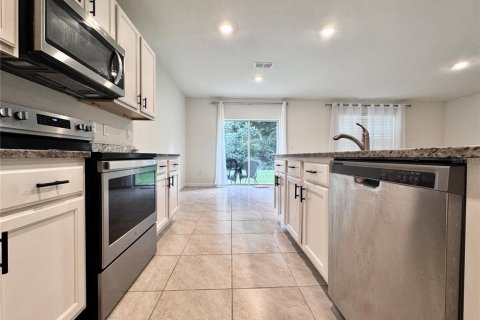 Casa en venta en Mount Dora, Florida, 5 dormitorios, 222.78 m2 № 1900792 - foto 12