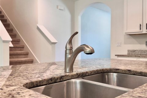 Casa en venta en Mount Dora, Florida, 5 dormitorios, 222.78 m2 № 1900792 - foto 13