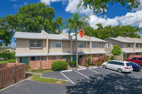 Touwnhouse à Coconut Creek, Floride 2 chambres, 97.92 m2 № 1955494