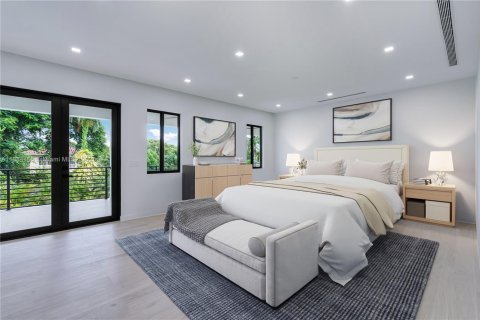 House in Miami, Florida 6 bedrooms, 560.01 sq.m. № 1941492 - photo 16