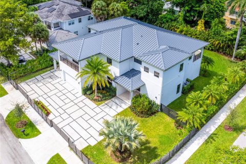 House in Miami, Florida 6 bedrooms, 560.01 sq.m. № 1941492 - photo 22