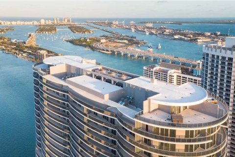 Appartement à vendre à Miami, Floride: 3 chambres, 145 m2 № 102577 - photo 1