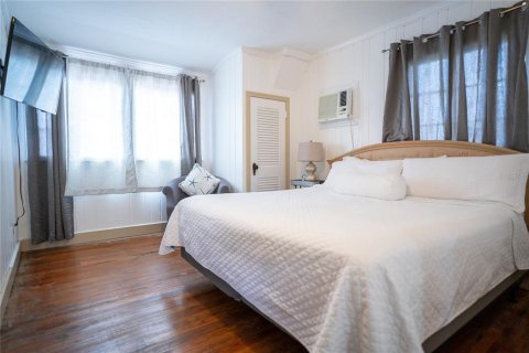 Купить коммерческую недвижимость в Сарасота, Флорида 397.62м2, № 1426408 - фото 28