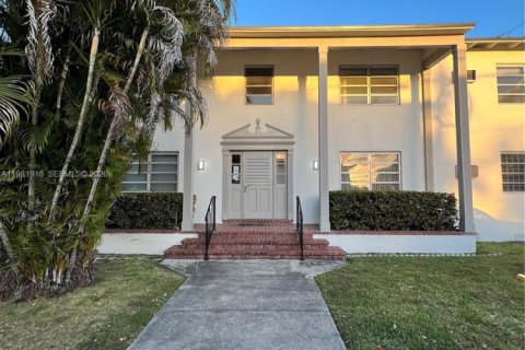 Appartement à Miami, Floride 2 chambres, 67.35 m2 № 2080163