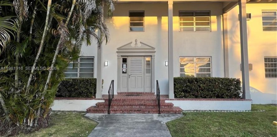 Appartement à Miami, Floride 2 chambres, 67.35 m2 № 2080163
