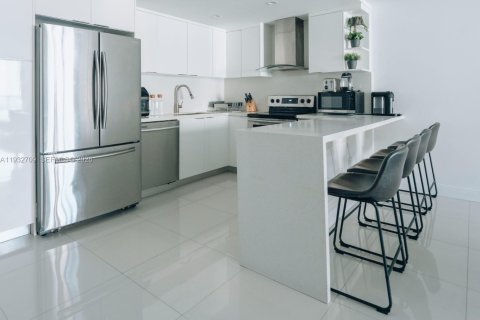 Condominio en venta en Sunny Isles Beach, Florida, 3 dormitorios, 139.82 m2 № 2152454 - foto 5