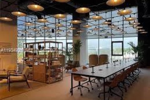 Condo in Miami Beach, Florida, 3 bedrooms № 1994212 - photo 26