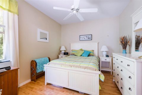House in Lutz, Florida 4 bedrooms, 211.91 sq.m. № 2211458 - photo 30