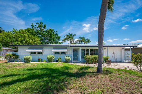 Casa en alquiler en Sarasota, Florida, 3 dormitorios, 114.46 m2 № 1248964 - foto 2