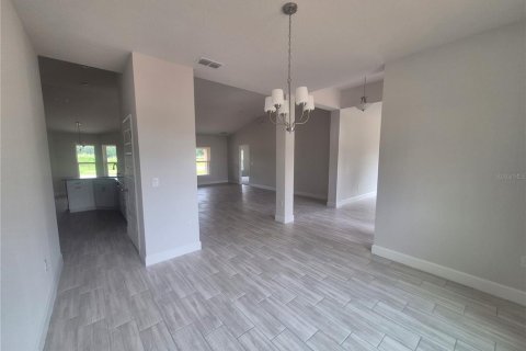 Casa en venta en Dade City, Florida, 4 dormitorios, 216.46 m2 № 1914527 - foto 10
