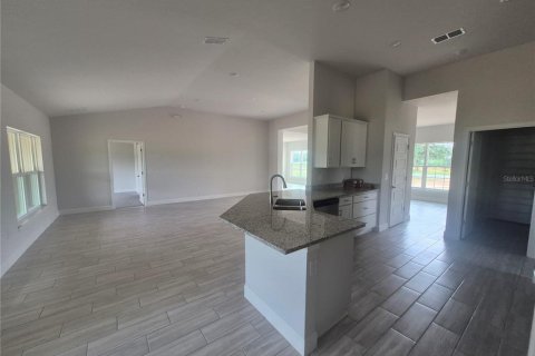 Casa en venta en Dade City, Florida, 4 dormitorios, 216.46 m2 № 1914527 - foto 12