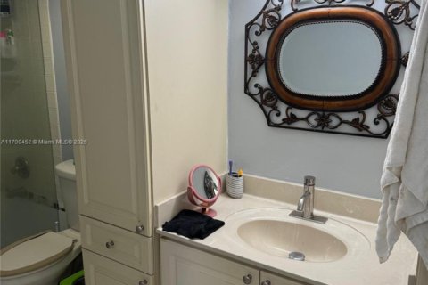 Condominio en venta en Doral, Florida, 1 dormitorio, 71.53 m2 № 1864748 - foto 7