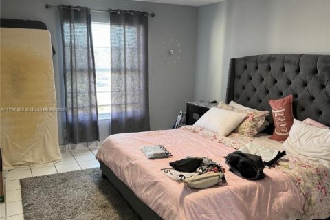 Condominio en venta en Doral, Florida, 1 dormitorio, 71.53 m2 № 1864748 - foto 4