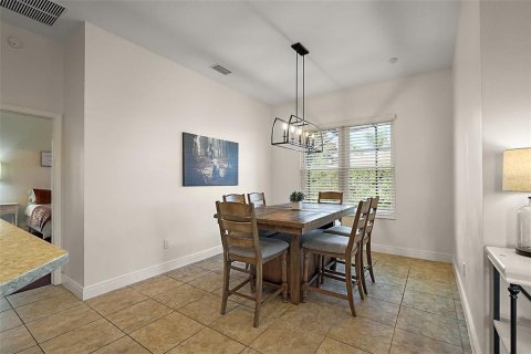 Casa en venta en Oxford, Florida, 4 dormitorios, 272.39 m2 № 1824939 - foto 11