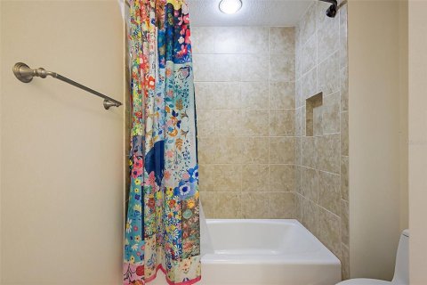 Casa en venta en Oxford, Florida, 4 dormitorios, 272.39 m2 № 1824939 - foto 22