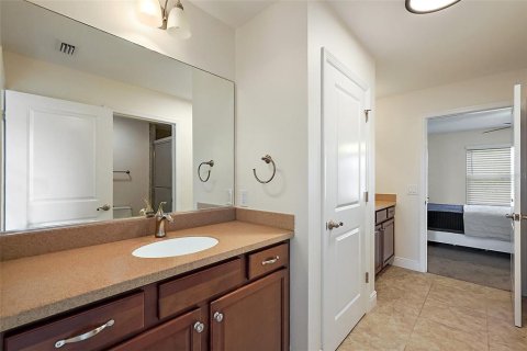 Casa en venta en Oxford, Florida, 4 dormitorios, 272.39 m2 № 1824939 - foto 25