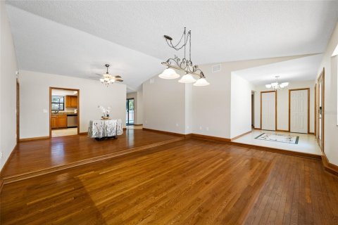 Villa ou maison à vendre à Palm Harbor, Floride: 3 chambres, 193.89 m2 № 2215882 - photo 5