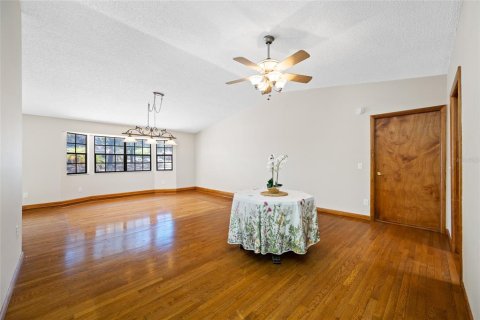 Villa ou maison à vendre à Palm Harbor, Floride: 3 chambres, 193.89 m2 № 2215882 - photo 8