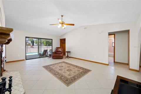 Villa ou maison à vendre à Palm Harbor, Floride: 3 chambres, 193.89 m2 № 2215882 - photo 19