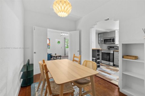 Copropriété à louer à Miami Beach, Floride: 1 chambre, 66.89 m2 № 1962556 - photo 17