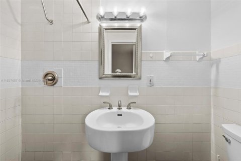 Copropriété à louer à Miami Beach, Floride: 1 chambre, 66.89 m2 № 1962556 - photo 22