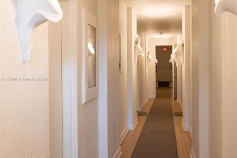 Copropriété à louer à Miami Beach, Floride: 1 chambre, 66.89 m2 № 1962556 - photo 11