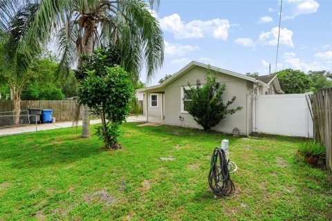 Villa ou maison à louer à Tampa, Floride: 3 chambres, 120.4 m2 № 2400995 - photo 22