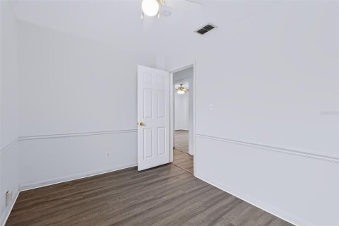 Villa ou maison à louer à Tampa, Floride: 3 chambres, 120.4 m2 № 2400995 - photo 18