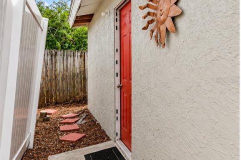 Villa ou maison à louer à Tampa, Floride: 3 chambres, 120.4 m2 № 2400995 - photo 27