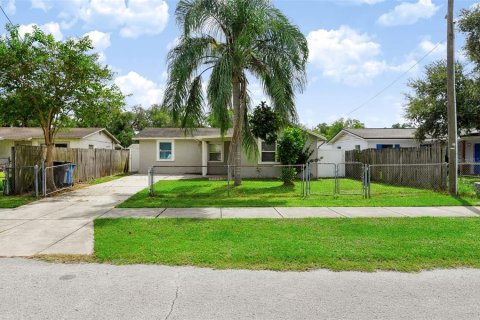 Villa ou maison à Tampa, Floride 3 chambres, 120.4 m2 № 2400995
