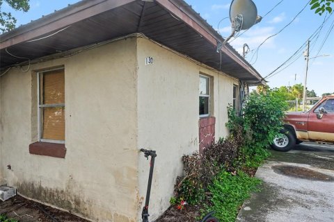 Propiedad comercial en venta en Lake Wales, Florida, 265.7 m2 № 2149650 - foto 4