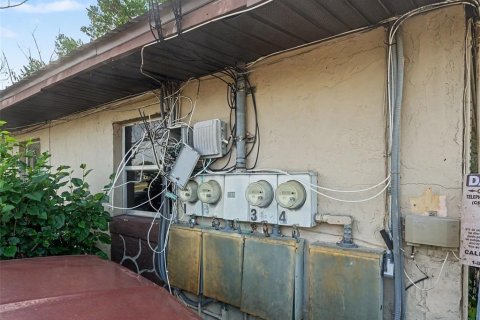 Propiedad comercial en venta en Lake Wales, Florida, 265.7 m2 № 2149650 - foto 6