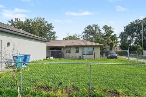 Propiedad comercial en venta en Lake Wales, Florida, 265.7 m2 № 2149650 - foto 12