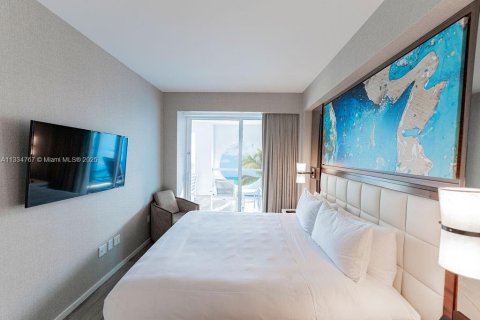 Condo in Fort Lauderdale, Florida, 2 bedrooms  № 1868037 - photo 17